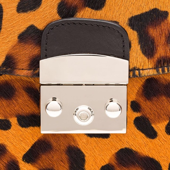 NIQUEA.D Leopard Crossbody Bag - Picture 2 of 6